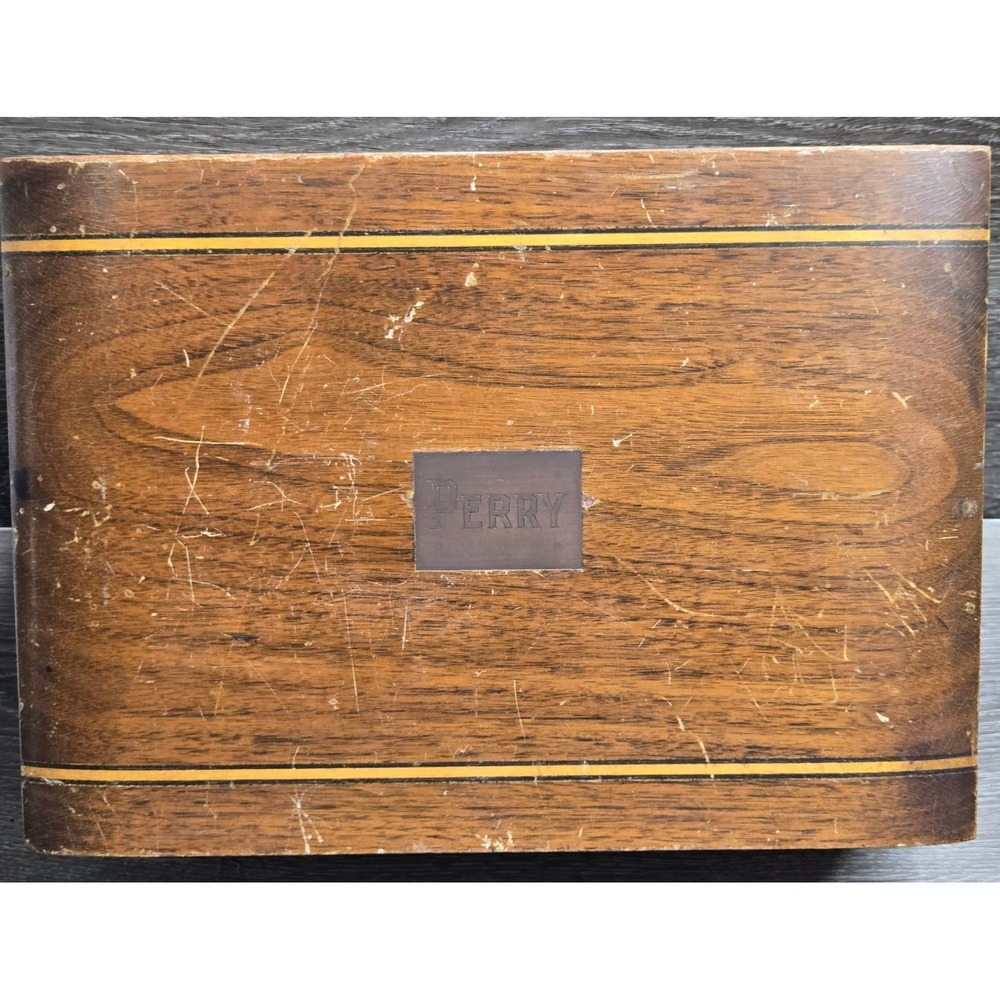 Vintage Perry Genuine American Walnut Wood Jewelry Keepsake Box Lock Inlay